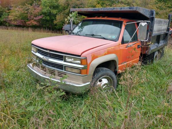 1994 Chevrolet 3500hd Dump — photo 1