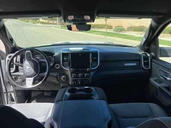 2021 RAM 1500 Big Horn/Lone Star — photo 10