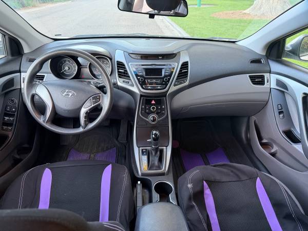 2014 Hyundai Elantra SE 4dr Sedan Automatic — photo 7