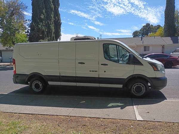 2017 Ford Transit 250 Base Medium Roof Cargo Van 129.9 in. WB Automatic — photo 3