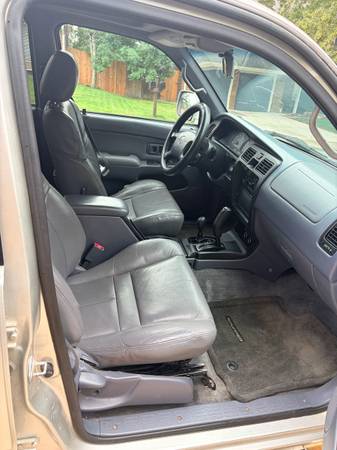 2000 Toyota 4runner SR5 V6 4dr 4x2 Automatic — photo 10