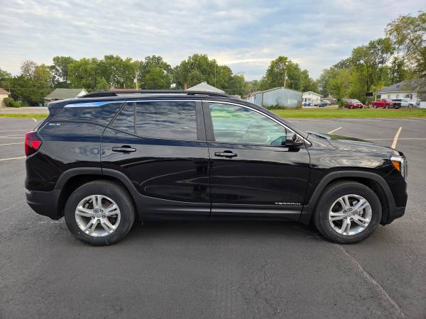 2022 GMC Terrain SLE Front-Wheel Drive Automatic — photo 1