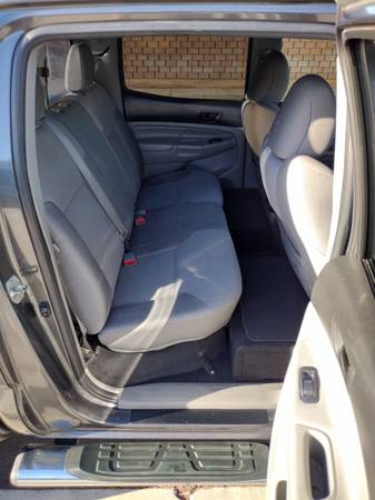 2012 Toyota Tacoma PreRunner — photo 11