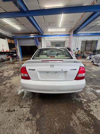 2002 Mazda Protege DX — photo 4