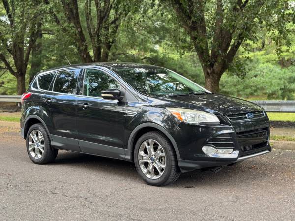 2015 Ford Escape SE 4dr 4x4 Automatic — photo 4