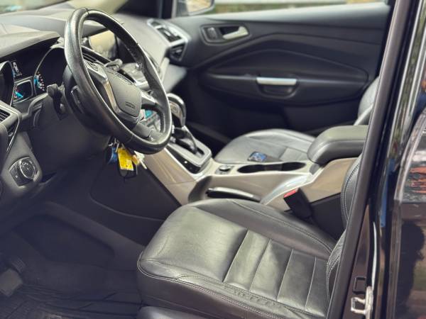 2015 Ford Escape SE 4dr 4x4 Automatic — photo 8