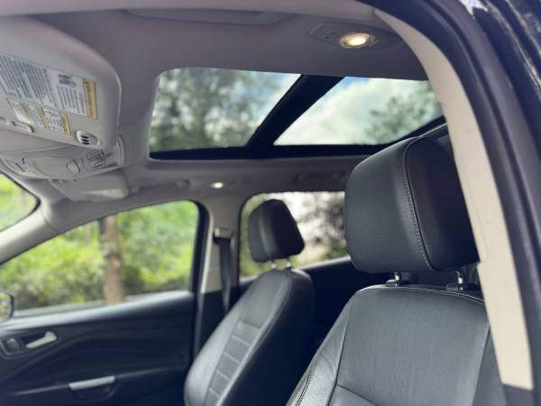 2015 Ford Escape SE 4dr 4x4 Automatic — photo 10