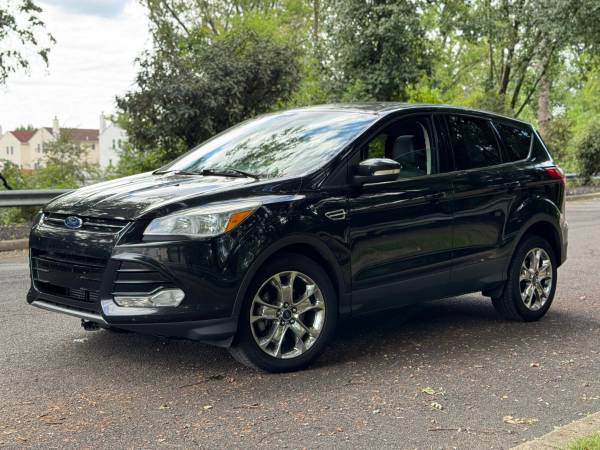 2015 Ford Escape SE 4dr 4x4 Automatic — photo 1