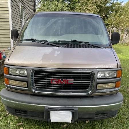 1998 GMC Savana G15 — photo 4