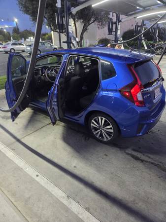 2015 Honda FIT EX 4dr Hatchback CVT — photo 4