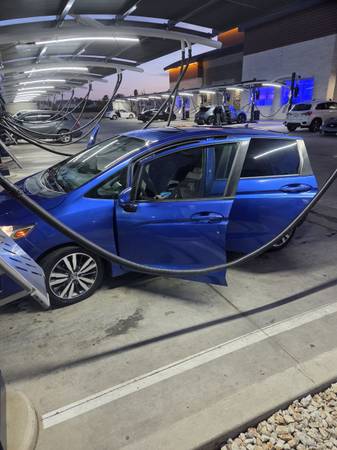 2015 Honda FIT EX 4dr Hatchback CVT — photo 5