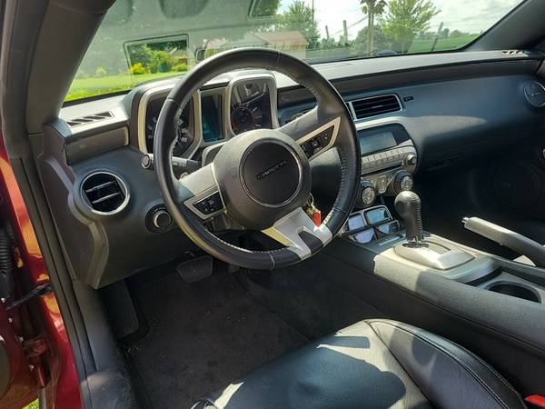 2011 Chevrolet Camaro 1LT 2dr Coupe Manual — photo 6