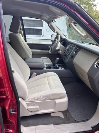 2007 Ford Expedition XLT 4dr 4x2 Automatic — photo 3