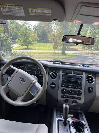 2007 Ford Expedition XLT 4dr 4x2 Automatic — photo 7
