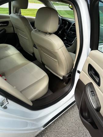 2015 Chevrolet Malibu 1LT — photo 6