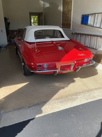 1965 Chevrolet Corvette Convertible — photo 3