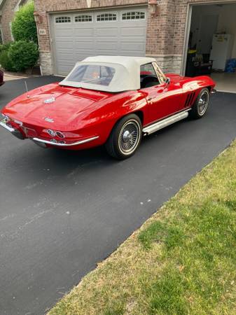 1965 Chevrolet Corvette Convertible — photo 2