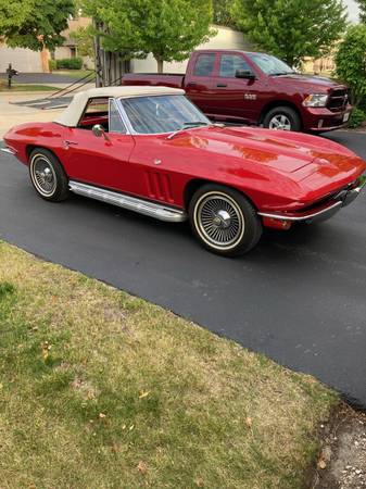 1965 Chevrolet Corvette Convertible — photo 1