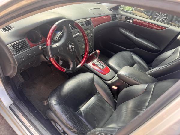 2003 Lexus ES 300 Base 4dr Sedan Automatic — photo 4