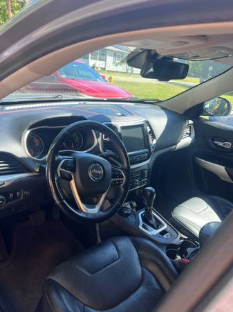 2018 Jeep Cherokee Trailhawk — photo 4