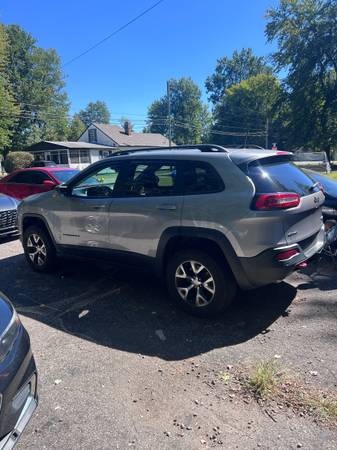 2018 Jeep Cherokee Trailhawk — photo 3