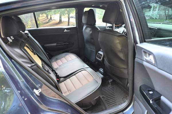 2022 KIA Sportage Nightfall 4dr Front-Wheel Drive Automatic — photo 11