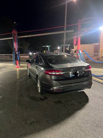 2017 Ford Fusion SE — photo 6