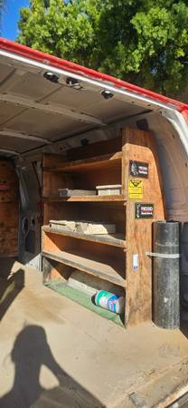 2007 Ford E 250 Commercial Cargo Van Automatic — photo 4