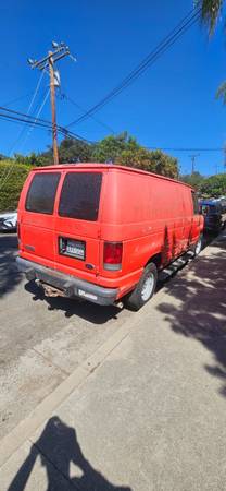2007 Ford E 250 Commercial Cargo Van Automatic — photo 5