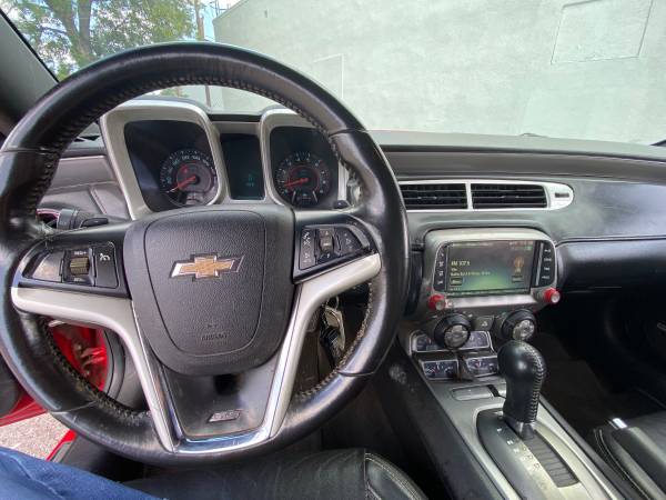 2013 Chevrolet Camaro 2LS — photo 4