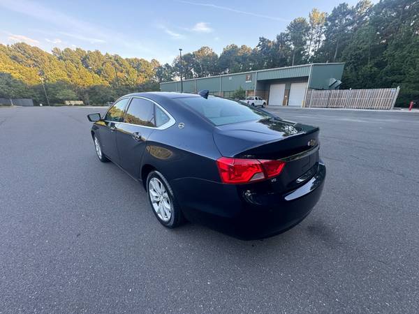 2016 Chevrolet Impala LT w 3LT CNG 4dr Sedan Automatic — photo 9
