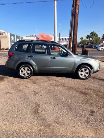 2012 Subaru Forester 2.5X 4dr All-wheel Drive Manual — photo 6