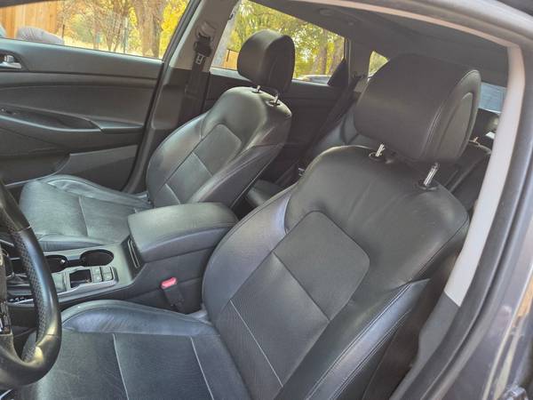 2016 Hyundai Tuscon Limited — photo 5