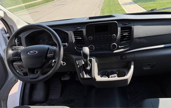 2025 Ford Transit Cargo VAN Base — photo 6