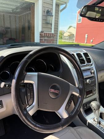 2007 GMC Acadia SLT-1 All-wheel Drive Automatic — photo 6