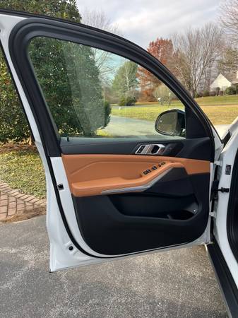 2023 BMW X5 45e — photo 2