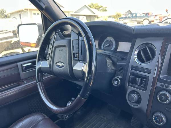 2017 Ford Expedition EL Platinum — photo 8
