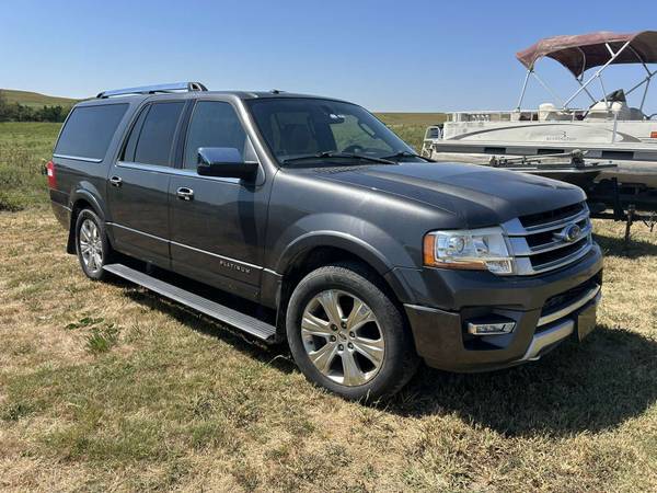 2017 Ford Expedition EL Platinum — photo 1