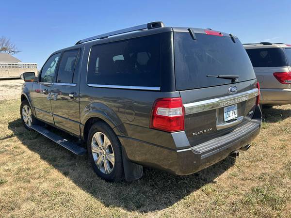 2017 Ford Expedition EL Platinum — photo 4