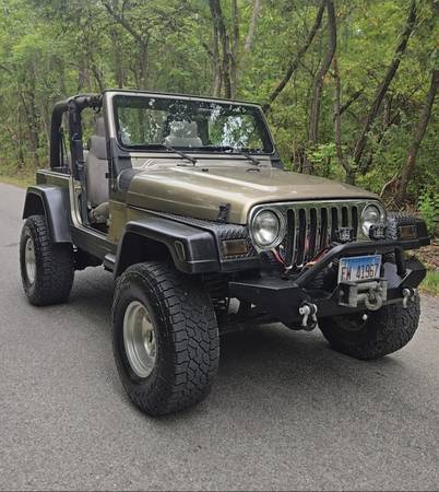 2003 Jeep Wrangler X 2dr 4x4 Manual — photo 2