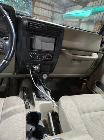 2003 Jeep Wrangler X 2dr 4x4 Manual — photo 9