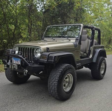 2003 Jeep Wrangler X 2dr 4x4 Manual — photo 1