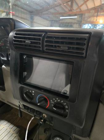 2003 Jeep Wrangler X 2dr 4x4 Manual — photo 8