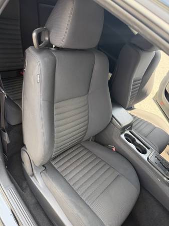 2013 Dodge Challenger SXT 2dr Coupe Automatic — photo 10