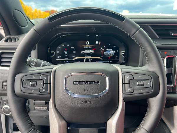 2023 GMC Yukon XL SLE — photo 10