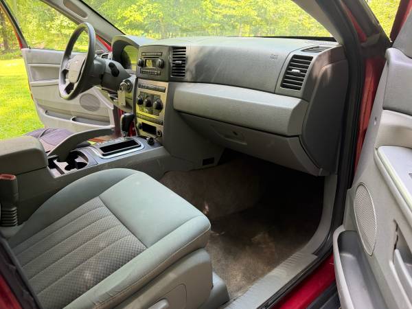 2006 Jeep Grand Cherokee SRT8 4dr 4x4 Automatic — photo 11