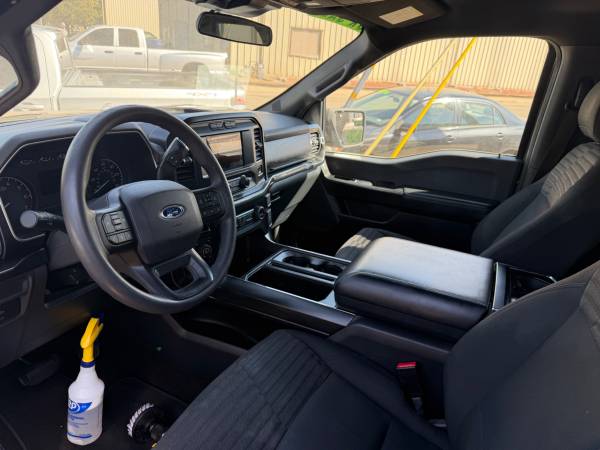 2021 Ford F-150 Platinum — photo 12