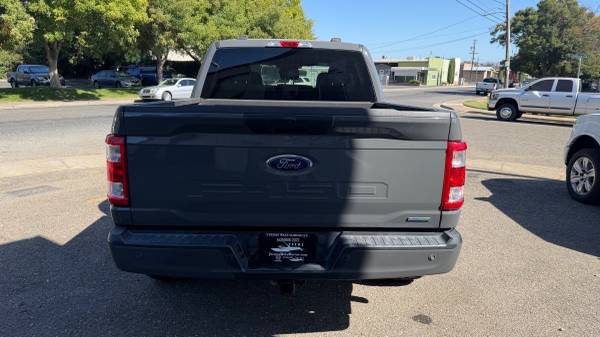 2021 Ford F-150 Platinum — photo 3