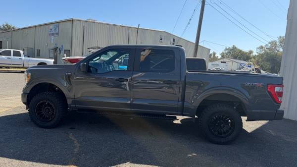 2021 Ford F-150 Platinum — photo 5