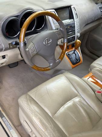 2005 Lexus RX 330 Base All-wheel Drive Automatic — photo 5